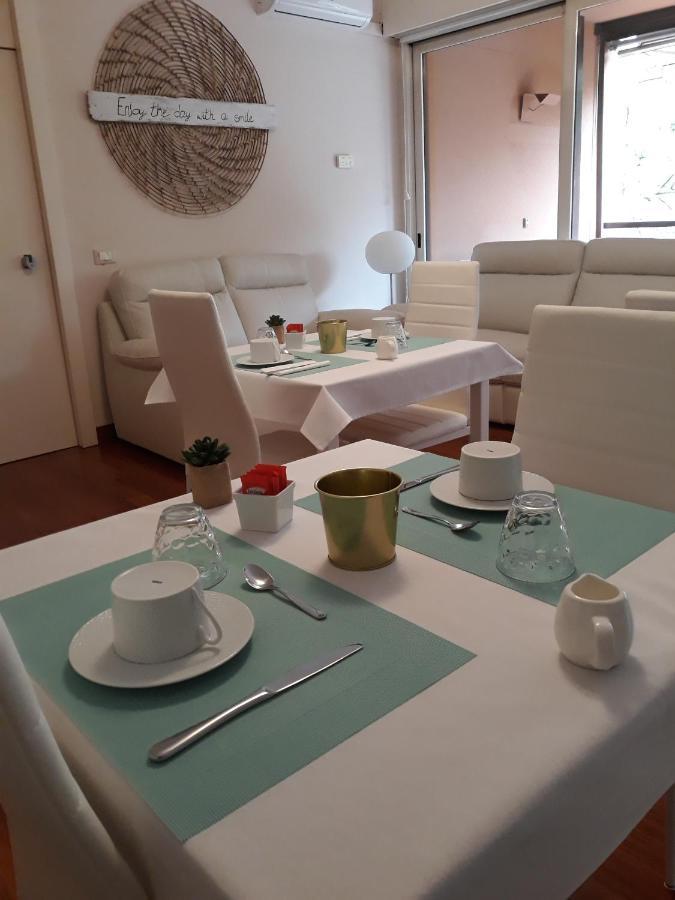 A Casa Di Grace Bed and Breakfast Basiglio Eksteriør billede